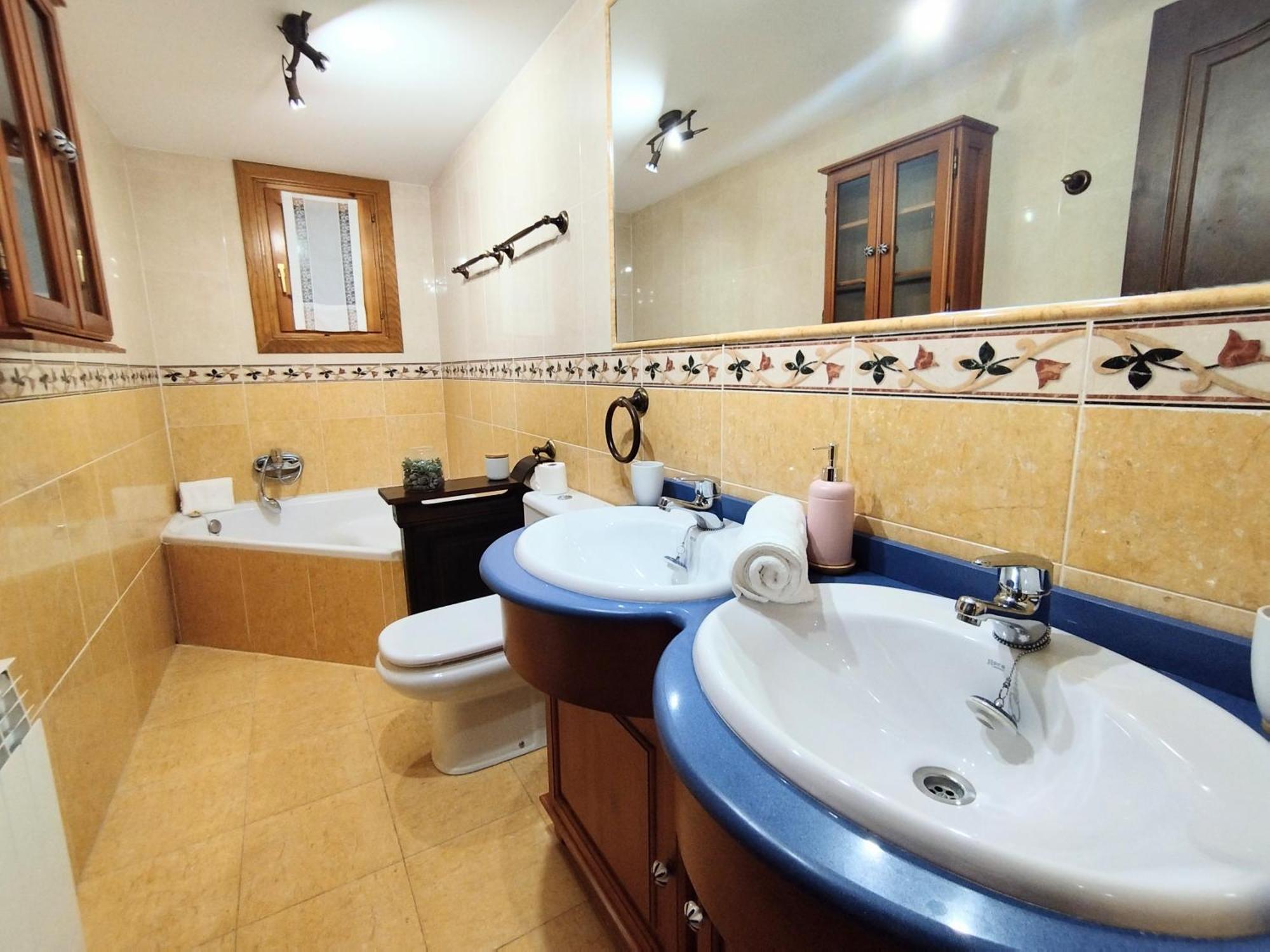 Apartamento Check-In Casas Cumbre De Benasque Eriste Exterior foto